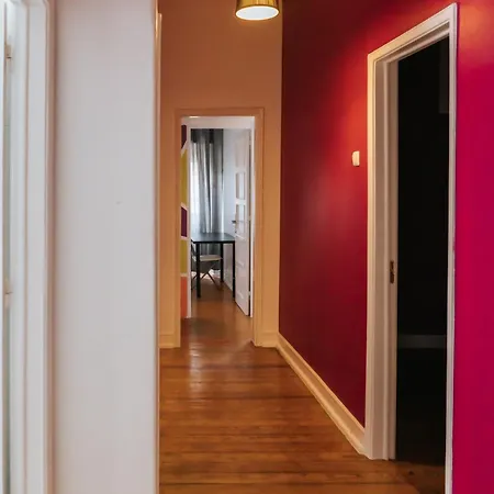 Aquilla Family 301 *