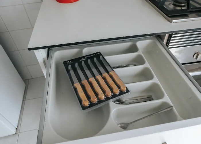 Проживання в сім'ї Aquilla Family 301 Лісабон