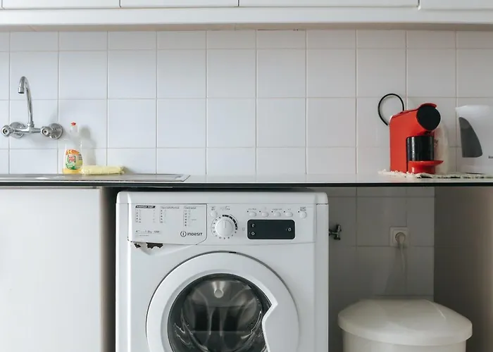 Aquilla Family 301 Лісабон