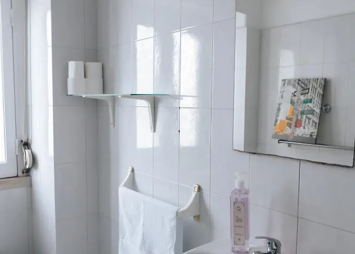 Aquilla Family 301 Проживання в сім'ї