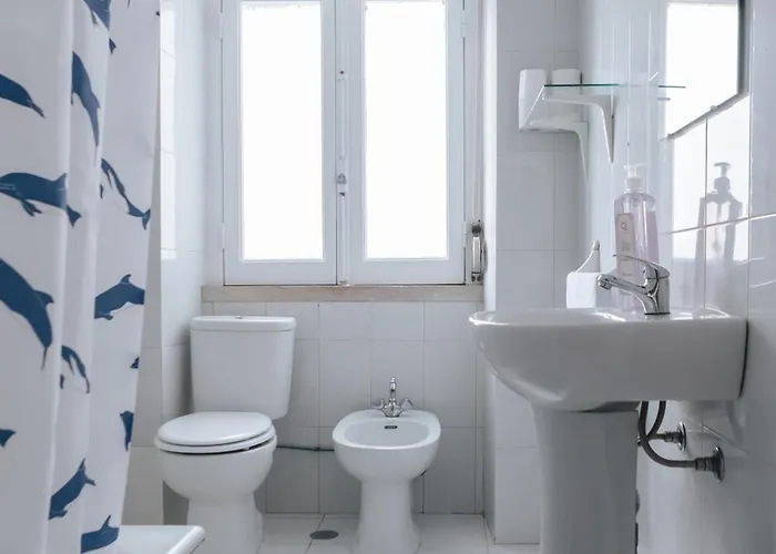 Aquilla Family 301 * Лісабон