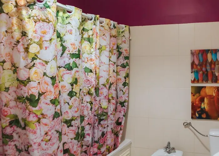 Aquilla Family 301 Лісабон