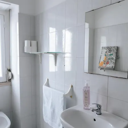 Aquilla Family 301 Alloggio in famiglia