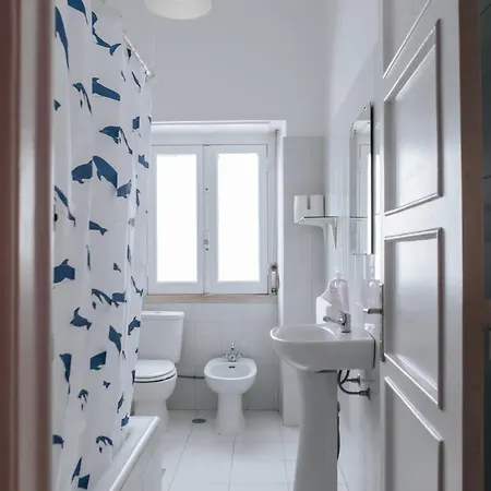 Aquilla Family 301 *